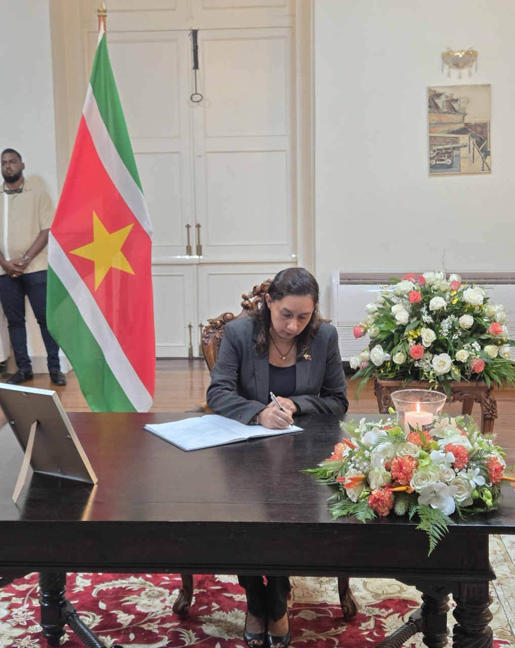 Venezuela expresa sus condolencias ante fallecimiento del expresidente surinamés Chan Santokhi